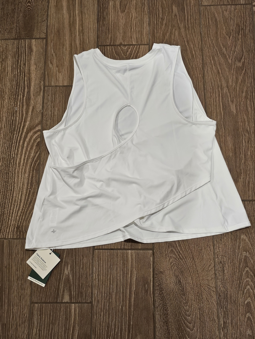 HALARA White Athletic Tank Top with Back Keyhole NWT - Picture 6 of 8